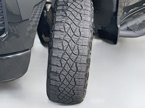 Used 2022 Chevrolet Silverado 1500 LT Trail Boss w/ LT Trail Boss Premium Package image 25