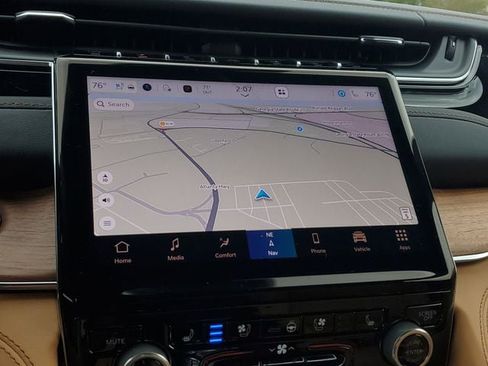 New 2025 Jeep Grand Cherokee L Summit image 32