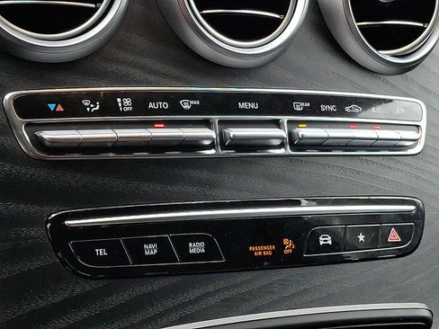 Used 2022 Mercedes-Benz GLC 300 4MATIC image 13