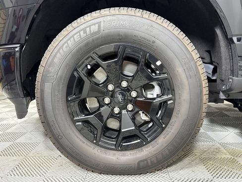 Used 2025 Ford F150 Lightning XLT image 19