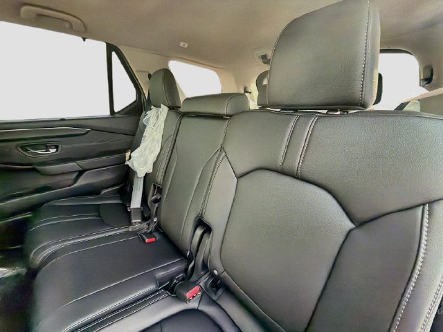 New 2026 Honda Pilot Touring image 25