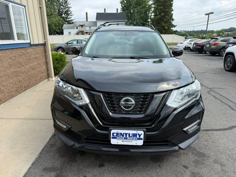 Used 2018 Nissan Rogue SV AWD/4WD image 2