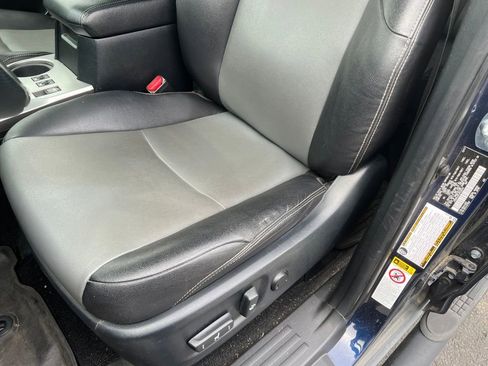 Used 2018 Toyota 4Runner SR5 Premium AWD/4WD image 21