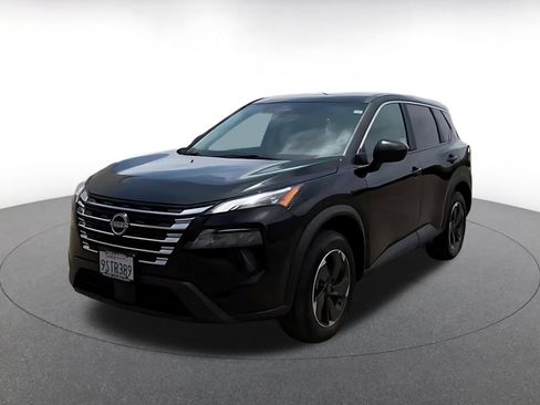 Used 2025 Nissan Rogue SV FWD image 7