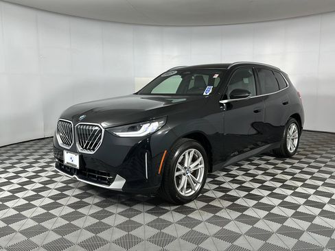 Certified 2025 BMW X3 xDrive30i w/ Premium Package AWD/4WD image 7