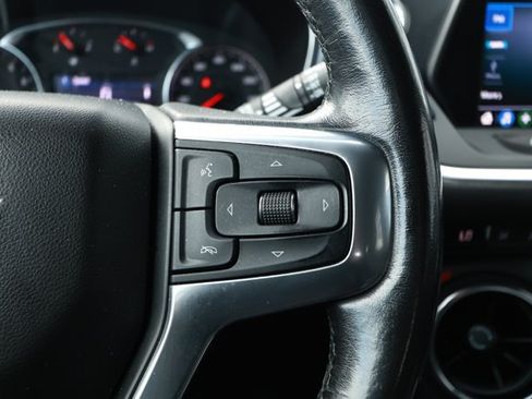 Used 2020 Chevrolet Blazer LT FWD image 13