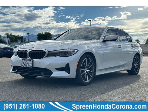 Used 2019 BMW 330i Sedan w/ Premium Package RWD image 1