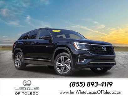 Used 2024 Volkswagen Atlas Cross Sport SEL R-Line