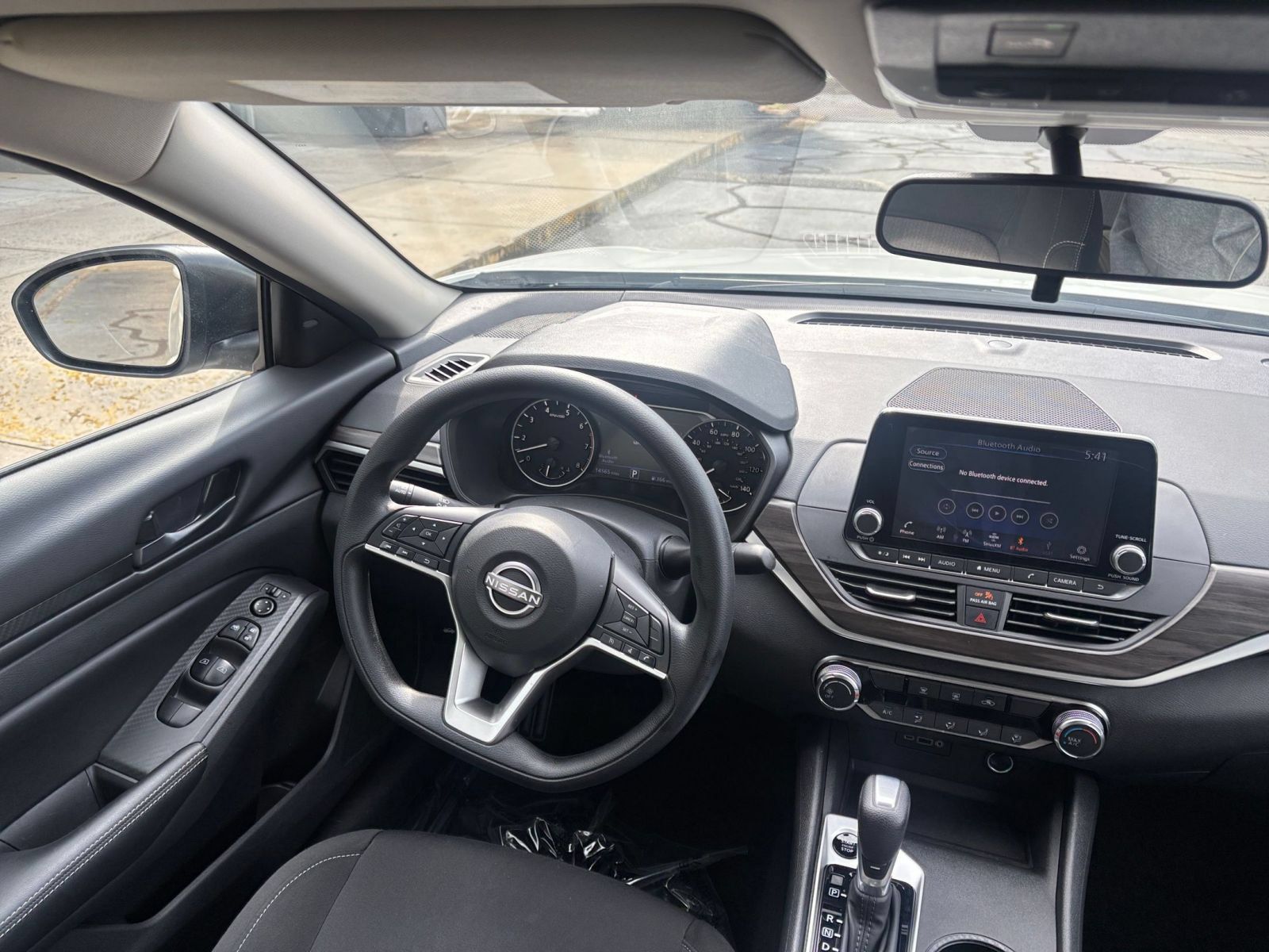 Used 2026 Nissan Altima 2.5 SV FWD image 33
