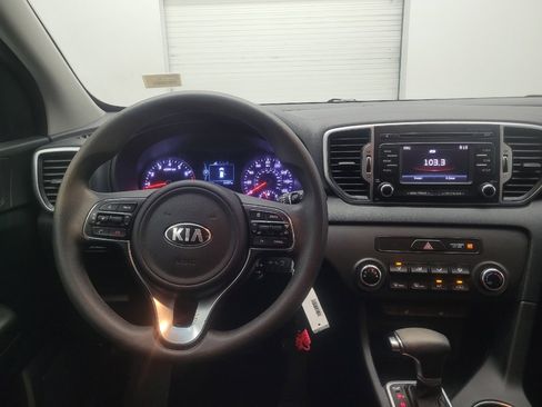Used 2017 Kia Sportage LX w/ LX Popular Package FWD image 22