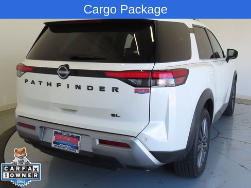 Used 2023 Nissan Pathfinder SL w/ SL Premium Package image 4