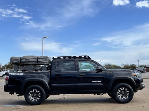 Used 2023 Toyota Tacoma TRD Off-Road w/ Advanced Technology Package image 3