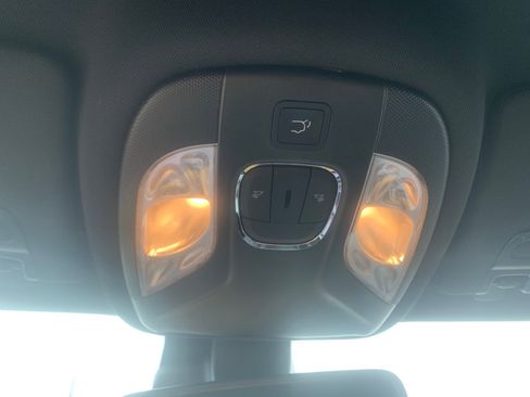 Used 2025 Jeep Compass Trailhawk w/ Trailhawk Elite Group image 20