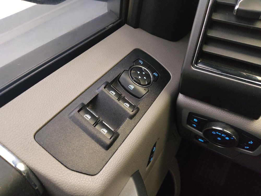 Used 2018 Ford F150 XLT AWD/4WD image 27