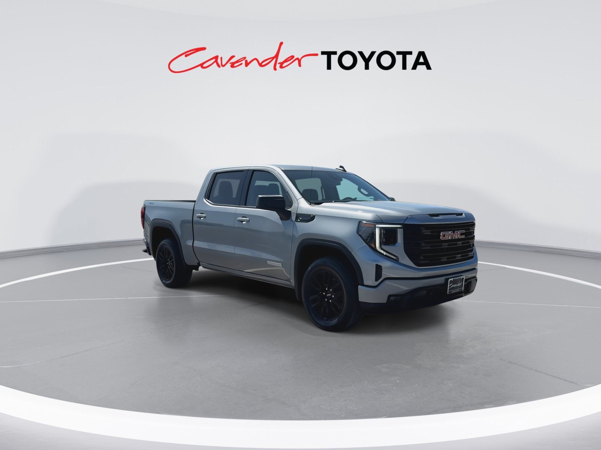 Used 2024 GMC Sierra 1500 Elevation AWD/4WD image 2
