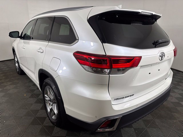 Used 2018 Toyota Highlander Limited AWD/4WD image 6