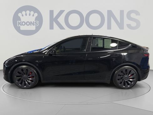 Used 2023 Tesla Model Y Performance AWD/4WD image 2