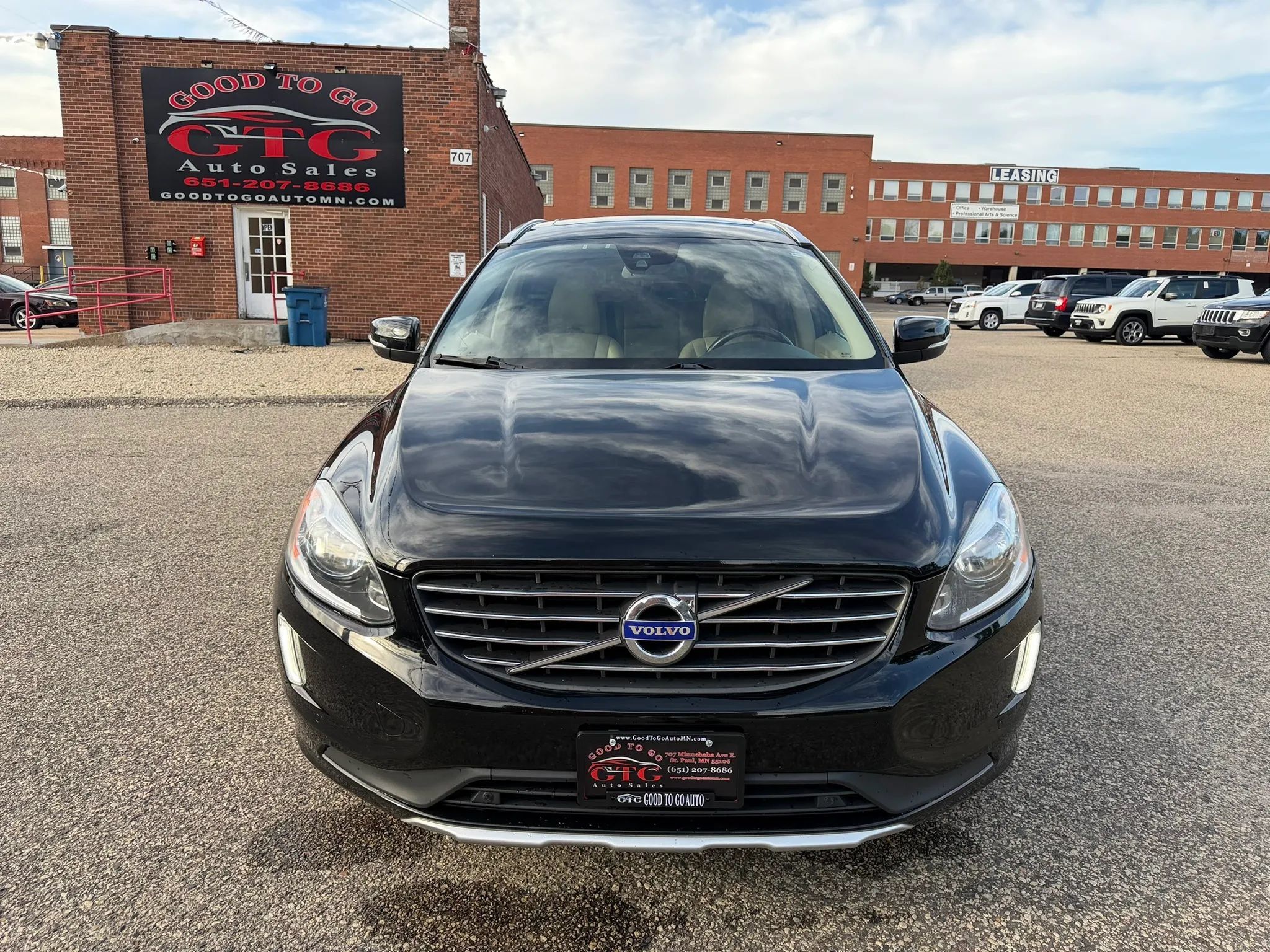 Used 2015 Volvo XC60 T6 AWD/4WD image 9