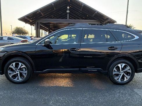 Used 2020 Subaru Outback Limited AWD/4WD image 7