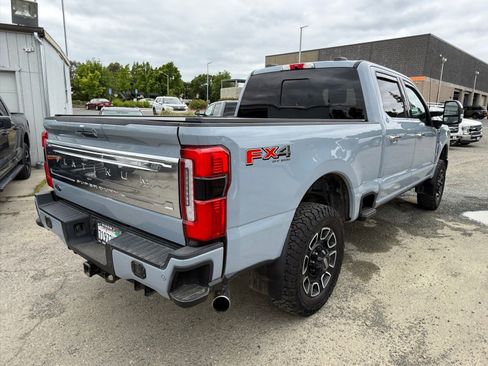 Used 2024 Ford F250 Platinum AWD/4WD image 6
