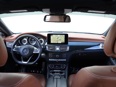 Used 2018 Mercedes-Benz CLS 550 w/ Premium 2 Package image 35