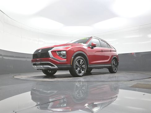 Used 2024 Mitsubishi Eclipse Cross SE AWD/4WD image 11