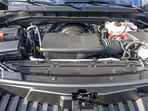 New 2026 Chevrolet Suburban Premier image 11