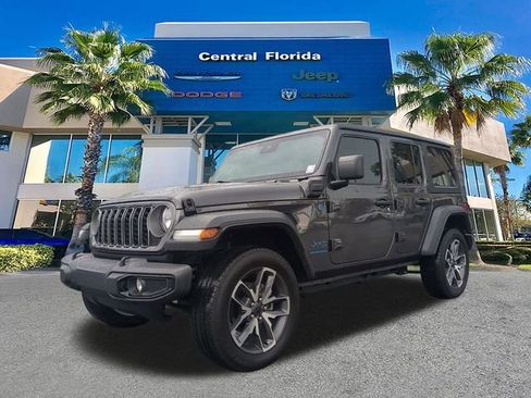 Used 2025 Jeep Wrangler Unlimited Sport S 4xe AWD/4WD image 9