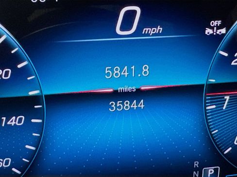 Certified 2023 Mercedes-Benz GLB 250 image 13