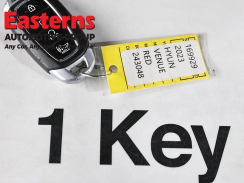 Used 2023 Hyundai Venue Limited image 26