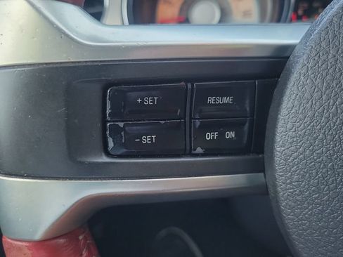 Used 2010 Ford Mustang GT Premium RWD image 17
