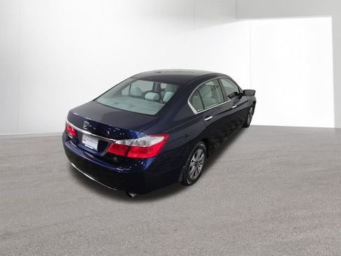 Used 2013 Honda Accord LX image 40