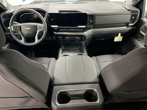 New 2026 Chevrolet Silverado 3500 LT w/ Convenience Package image 8