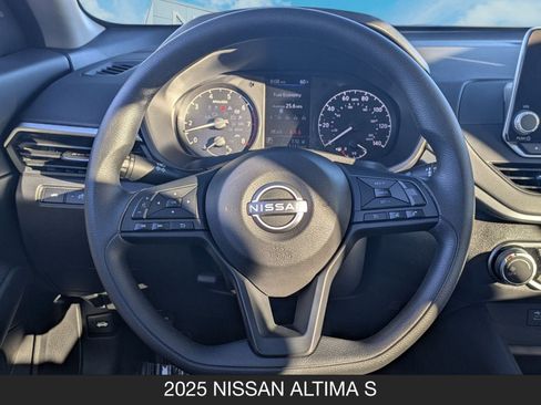 Certified 2025 Nissan Altima 2.5 S image 12