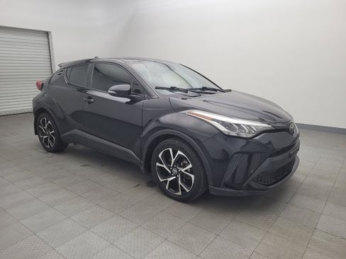 Used 2020 Toyota C-HR XLE image 11