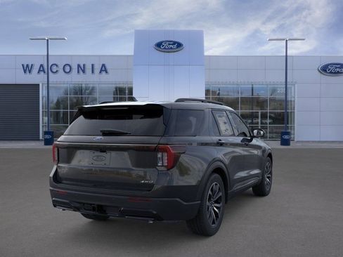 New 2026 Ford Explorer ST-Line AWD/4WD image 8