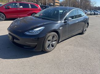 Used 2018 Tesla Model 3 Long Range video 1