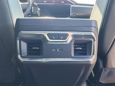 New 2026 GMC Sierra 2500 Denali w/ Denali Reserve Package image 52