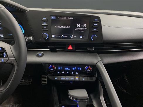 New 2026 Hyundai Elantra SEL Sport image 9