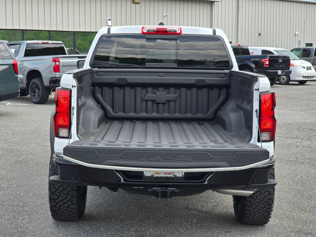 New 2026 Chevrolet Colorado Trail Boss AWD/4WD image 14