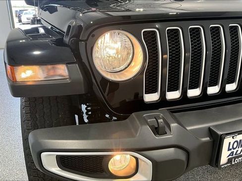 Used 2023 Jeep Wrangler Unlimited Sahara w/ Cold Weather Group AWD/4WD image 33