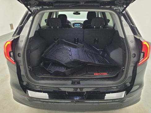 Used 2019 GMC Terrain SLE w/ Driver Convenience Package FWD image 29