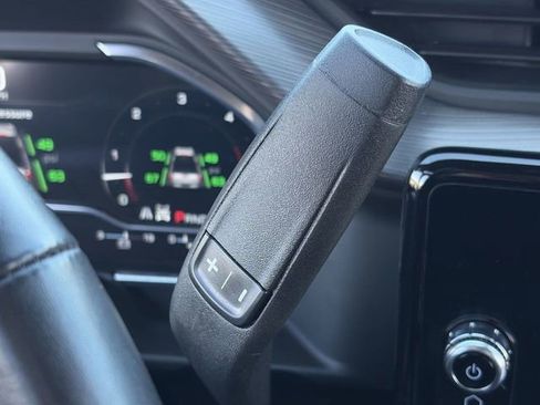 Used 2024 GMC Sierra 3500 Denali Ultimate image 30