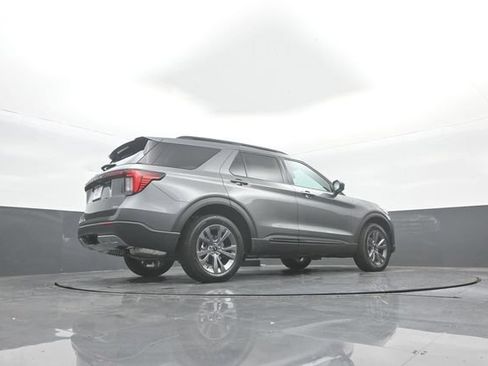 New 2026 Ford Explorer Active w/ Active Comfort Package AWD/4WD image 39