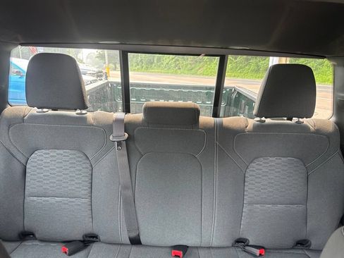 New 2026 RAM 1500 Express AWD/4WD image 24