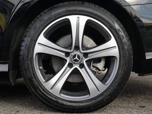 Used 2019 Mercedes-Benz E 300 4MATIC w/ Premium 1 Package image 14