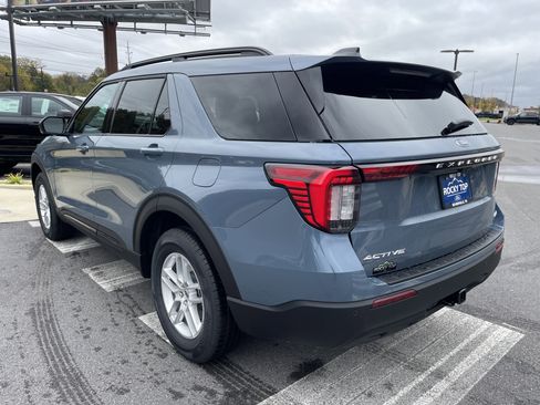 New 2026 Ford Explorer Active image 7