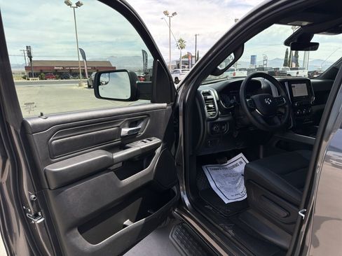 New 2026 RAM 1500 Express AWD/4WD image 12