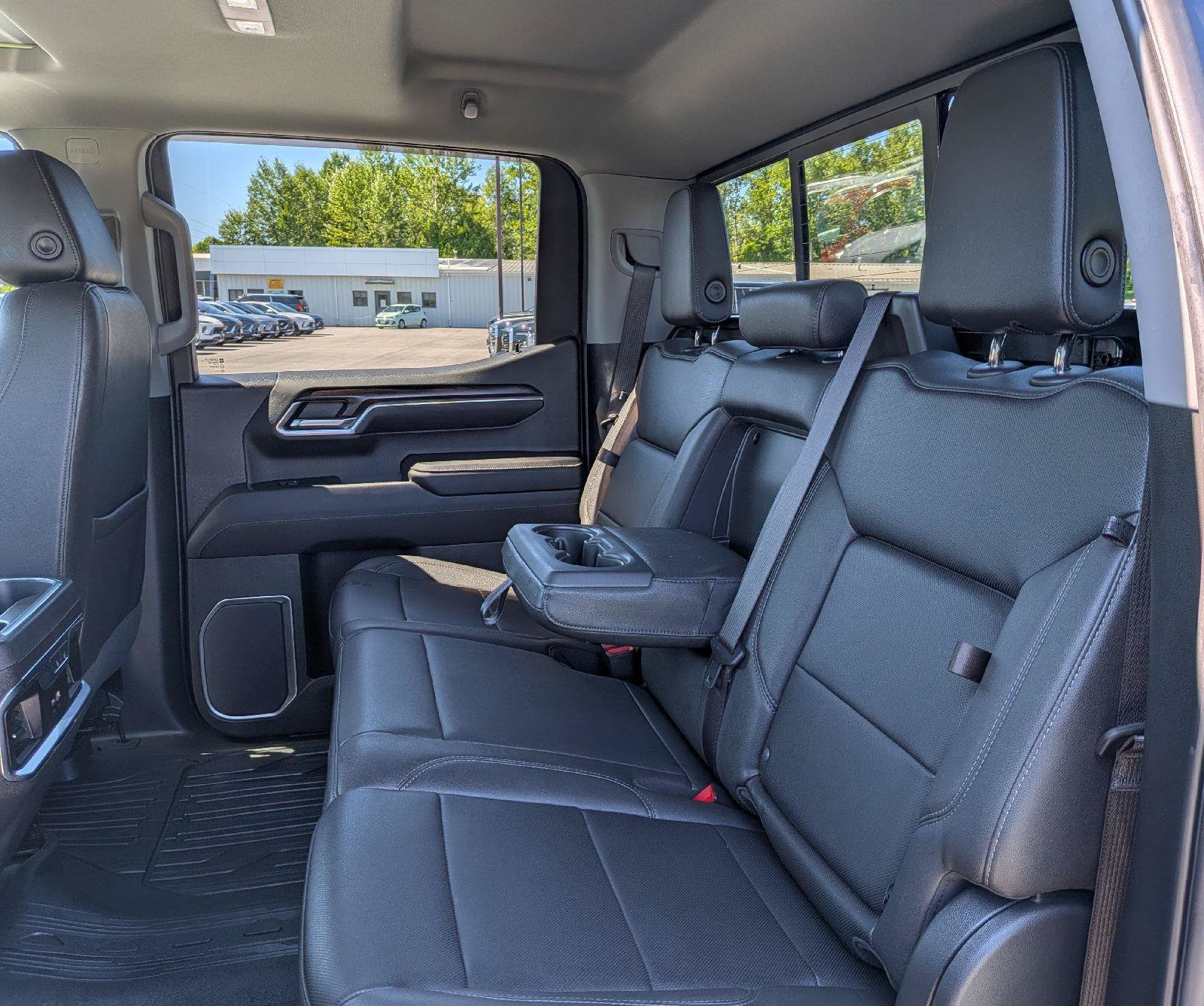 Used 2023 GMC Sierra 1500 SLT w/ SLT Convenience Package AWD/4WD image 23