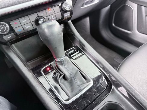 Used 2022 Jeep Compass Latitude image 21